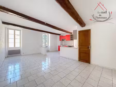 a louer - appartement t2 - centre ville d'orange