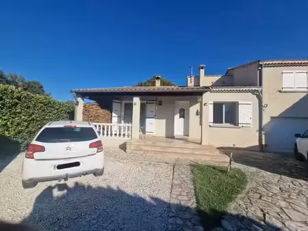 maison dans quartier très calme