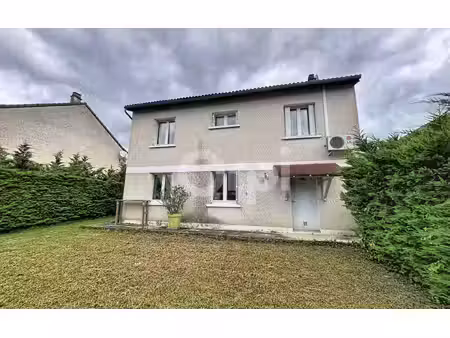 maison saint-pantaléon-de-larche m² t-6 à vendre  194 600 €