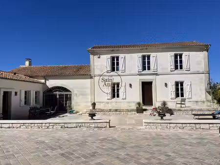 élégante maison de maître sur environ 2 7 hectares aux portes