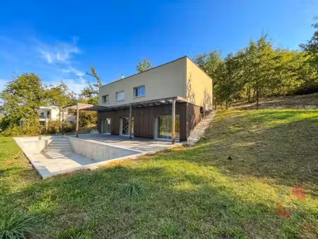 maison 4 chambres avec piscine