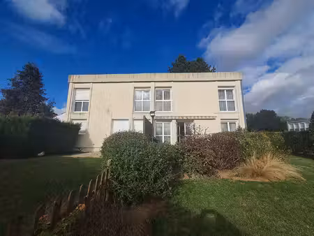 maison saint quentin 9 pièce(s) 193 m2