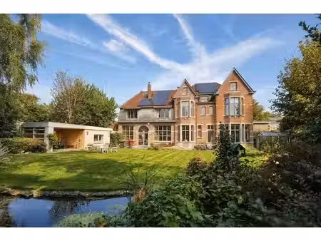 superbe villa de maître – idéale pour deux professions libér