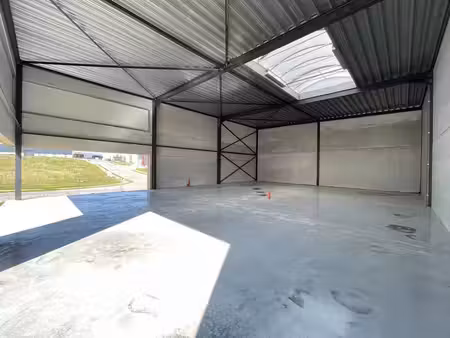 unité pme 325 m² près aéroport charleroi