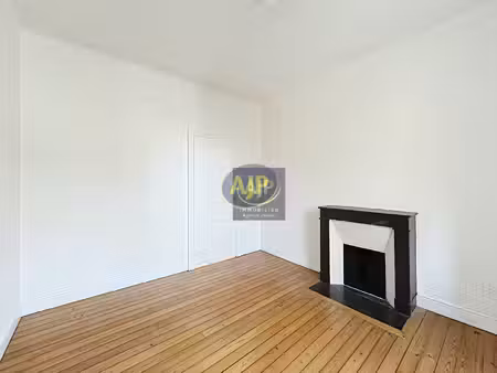appartement t2 37 07m2 - nantes jardin des plantes
