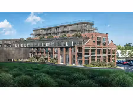 lumineux penthouse avec terrasse et vues privilégiées