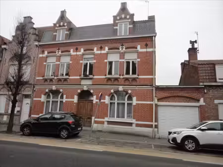 maison de ville à vendre dans le quartier saint vaast