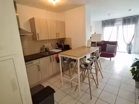 à louer – appartement 2 pièces 40 m² – colmar (centre historique)