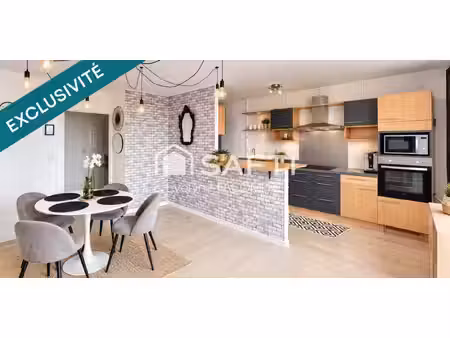 appartement f3 avec loggia  balconnets et parking