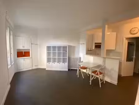 location meublée appartement 1 pièce 25.16 m² à boulogne-billancourt (92100)  890 €
