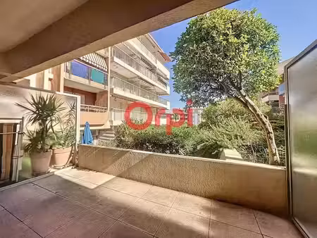 location appartement 1 pièce 26.43 m² à frejus (83600)  620 €