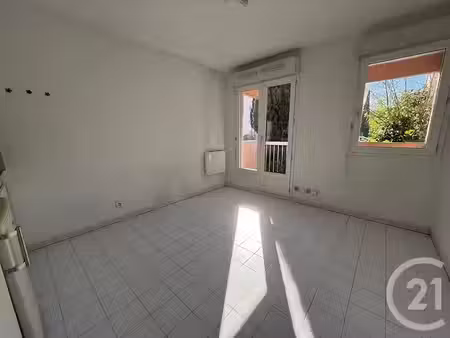 location appartement 1 pièce 18.14 m² à montpellier (34000)  481 €