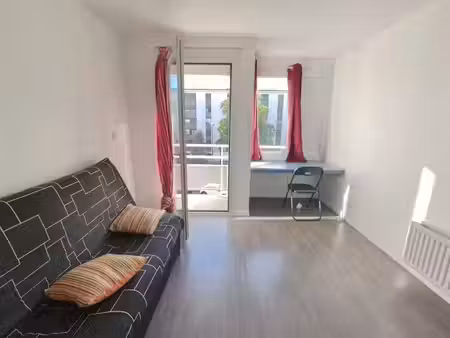 location meublée appartement 1 pièce 18.2 m² à grenoble (38000)  495 €