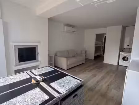 appartement 35 m2 vue marina meublé équipé