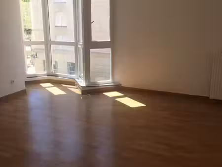 location appartement t3 loggia parking antigone montpelloer