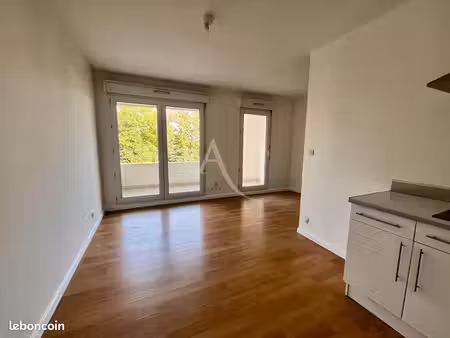 appartement 1 pièce 33 m²