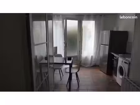 niort rue saint gelais - t1 avec machine à laver - libre
