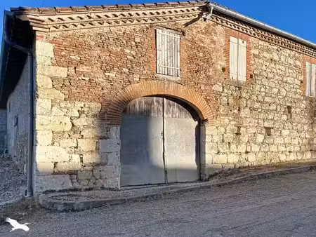 vente maison 5 pièces à castelsarrasin (82100)  65 000 €