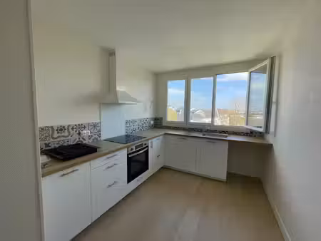 st cyr sur loire appartement 3 pieces de 69.74m2