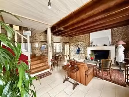vente maison à talmont-saint-hilaire (85440) : à vendre / 156m² talmont-saint-hilaire