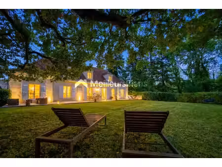 villa 245 m² à feucherolles  terrain clos de 5843 m²