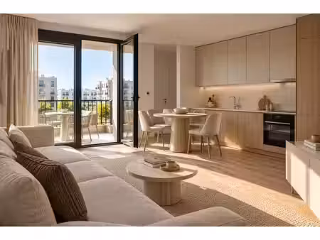 a saisir a 5 min du metro ! 2 pièces avec balcon exposé sud