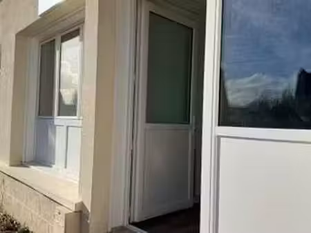 location bureaux et commerces à caen (14000) : à louer / 140m² caen