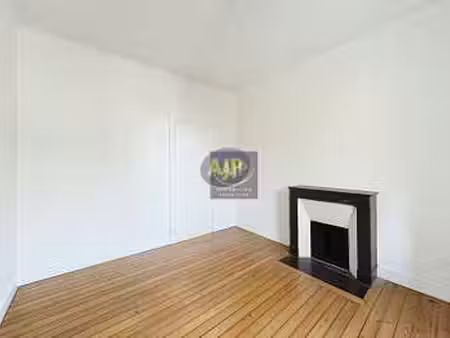 location appartement 2 pièces à nantes (44000) : à louer 2 pièces / 37m² nantes
