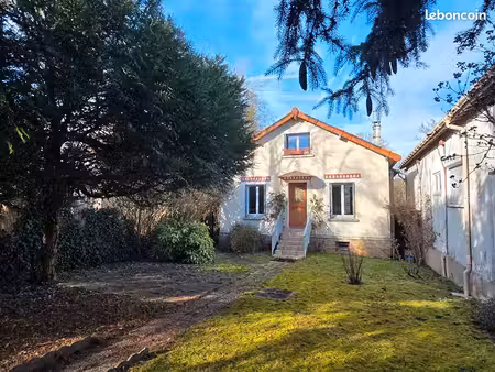 maison 7 pièces 110 m²