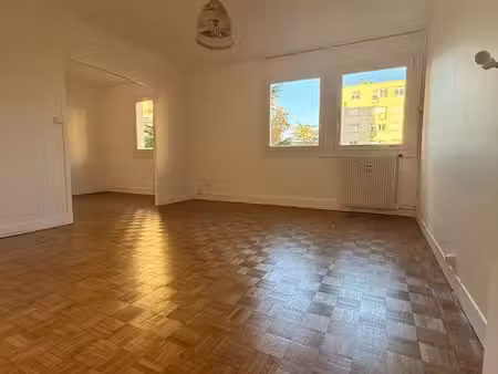 appartement t4 quartier bourroches/ eiffel/port du canal
