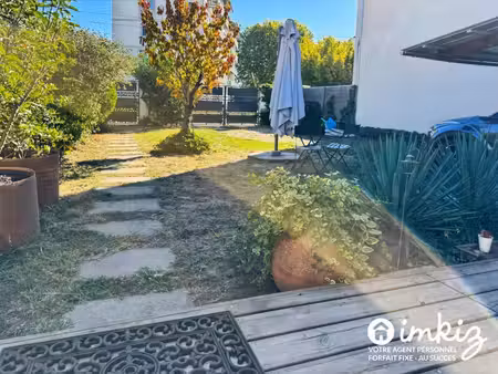 maison 4 pièces de plain-pied piscine dépendance