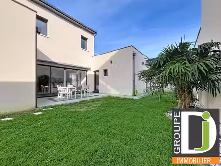 valence  a vendre maison type 5 de 130 m²