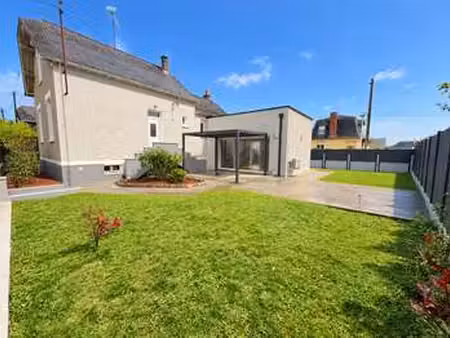vente maison à laval (53000) : à vendre / 96m² laval