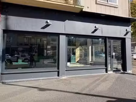 vente bureaux et commerces à lisieux (14100) : à vendre / 88m² lisieux