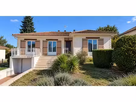 vente maison 4 pièces 95 m² à saint-yrieix-sur-charente (16710)  210 000 €