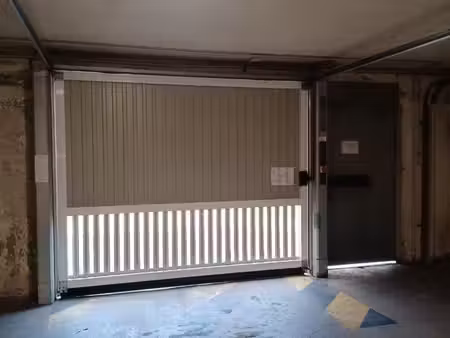 location garage fermé