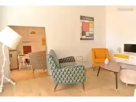 appartement t3 lumineux et chaleureux - centre de royan
