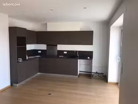 appartement 101 m² 5 piéces