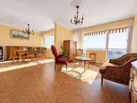appartement t4 avec balcons et garage canal larrey