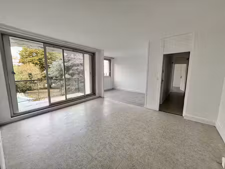 appartement 5 pièces à vendre à marly le roi - vue parc  travaux à prévoir