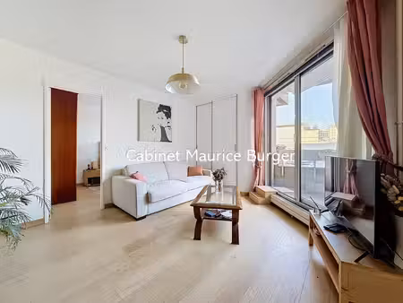 deux-pièces de 47 91 m2 avec balcon et terrasse ascenseur 