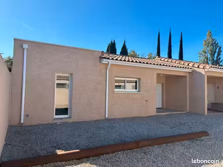 saint-martin-de-crau – maison contemporaine de 2023 – plain-pied – dpe a – garage 19 m²