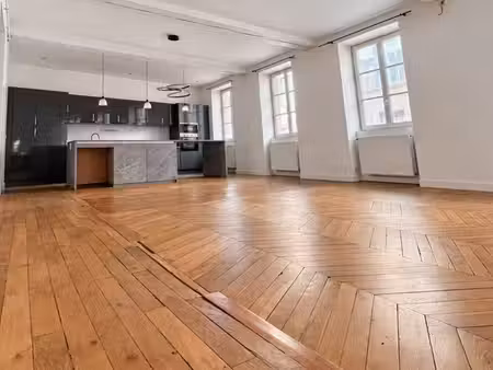 lyon 1er  90 m2 avec le charme de l'ancien