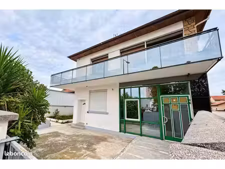 ensemble immobilier mixte vénissieux
