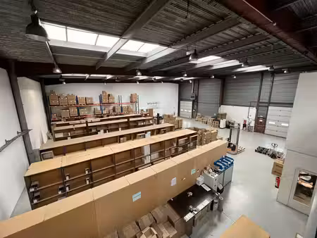 vente local d’activités pontault combault 77340 800m²