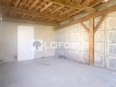 location garage box et parking à thouars (79100) : à louer / 23m² thouars
