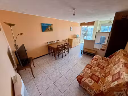 vente appartement 3 pièces 52m2 canet-plage 66140 - 130000 € - surface privée