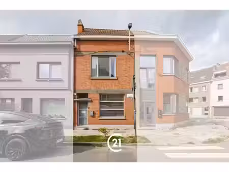 woning met 4 slaapkamers  garage en buitenruimte in gent