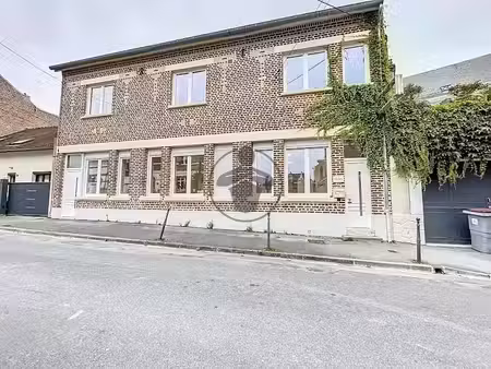 vente immeuble 4 pièces 175 m² à saint-quentin (02100)  132 500 €