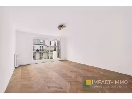 appartement de luxe de 2 chambres en vente à montmartre  abbesses  grandes-carrières  pari